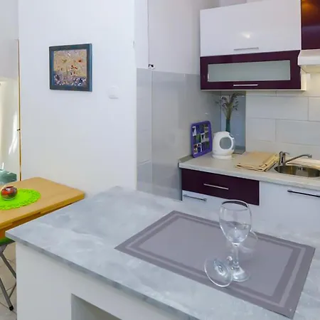 Apartman Gorgeous Apartment In Brela With House Sea View
