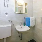 Gorgeous Apartment In Brela With House Sea View Brela